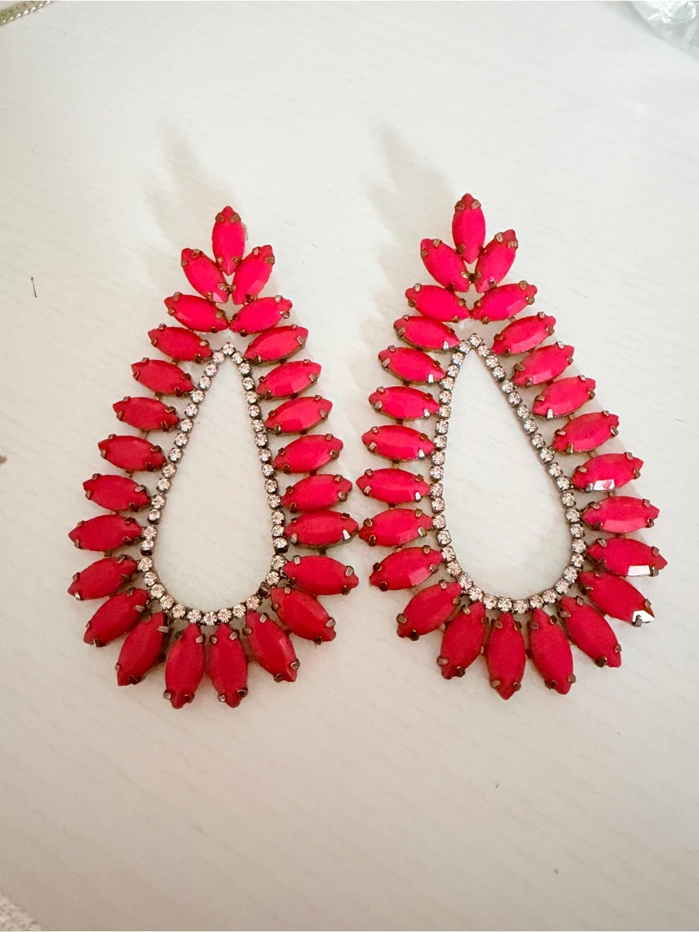 Vintage Statement Teardrop Crystal Earrings in Coral/Hot Pink